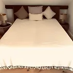 Undfein Boutique