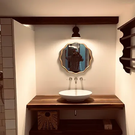 Апартаменты Undfein Boutique