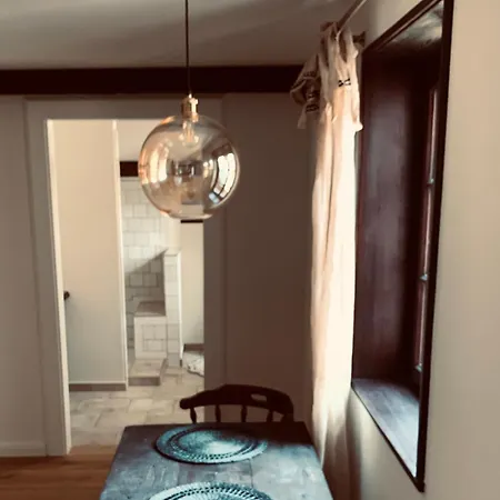 Undfein Boutique